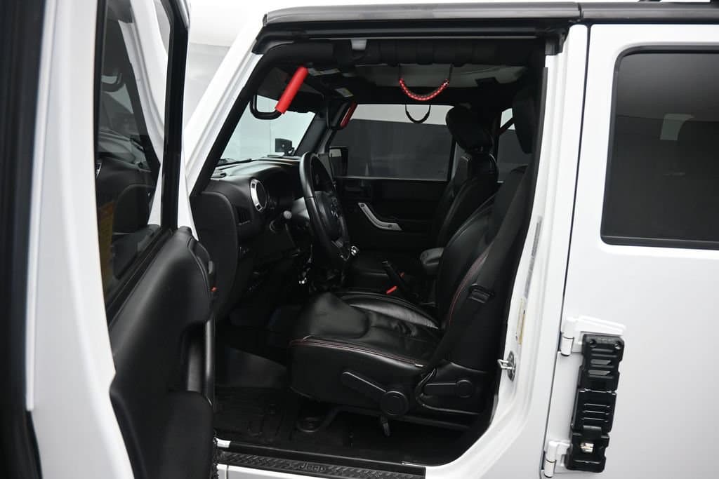 2016 Jeep Wrangler Unlimited Rubicon, photo 11 of 60