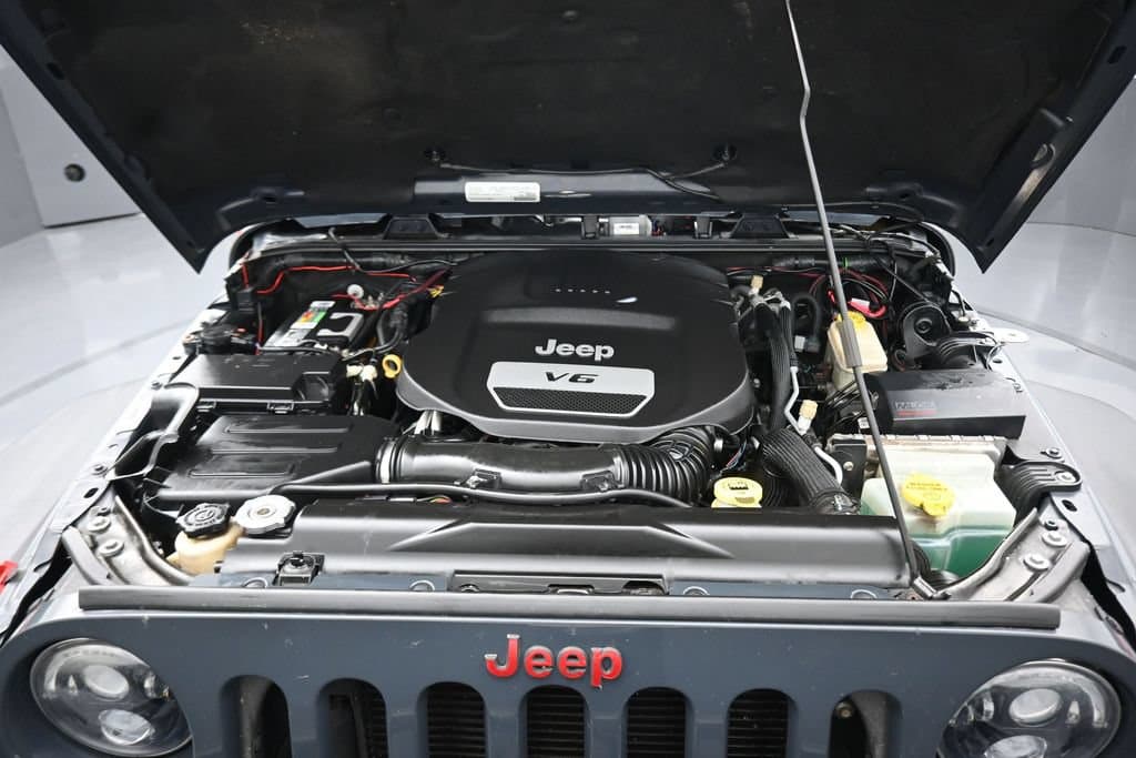 2016 Jeep Wrangler Unlimited Rubicon, photo 37 of 50