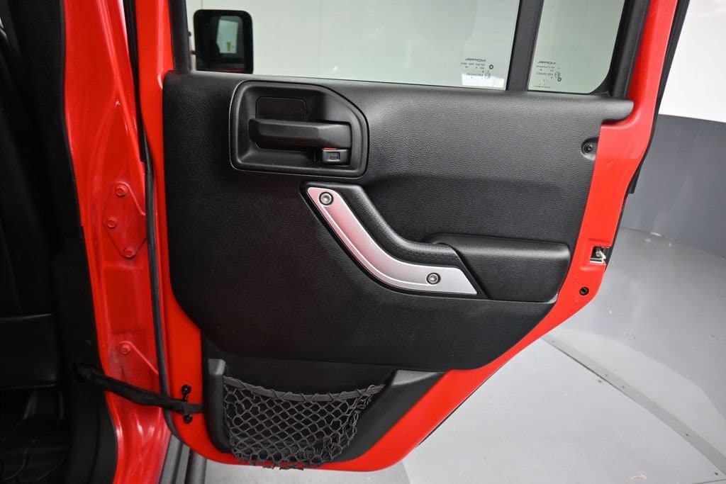 2016 Jeep Wrangler Unlimited Rubicon, photo 29 of 54