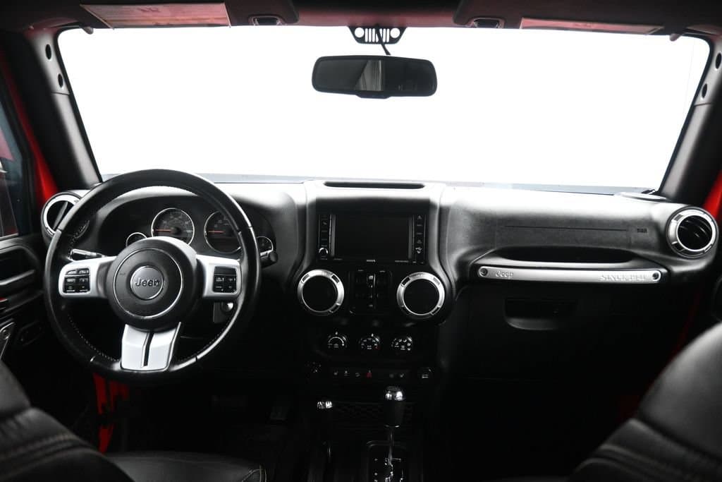 2016 Jeep Wrangler Unlimited Rubicon, photo 32 of 54