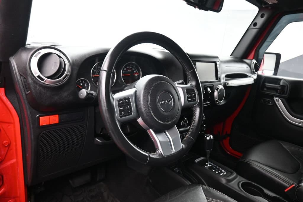 2016 Jeep Wrangler Unlimited Rubicon, photo 13 of 54