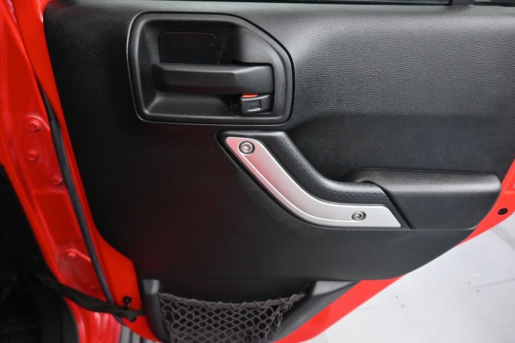 2016 Jeep Wrangler Unlimited Rubicon, photo 30 of 54