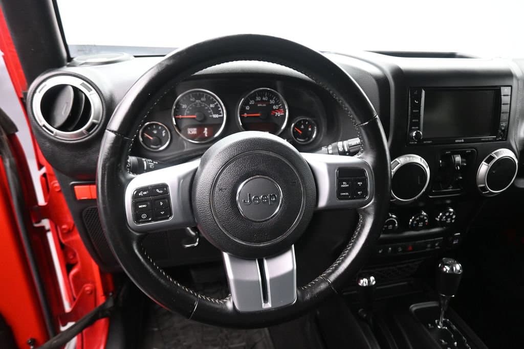 2016 Jeep Wrangler Unlimited Rubicon, photo 14 of 54