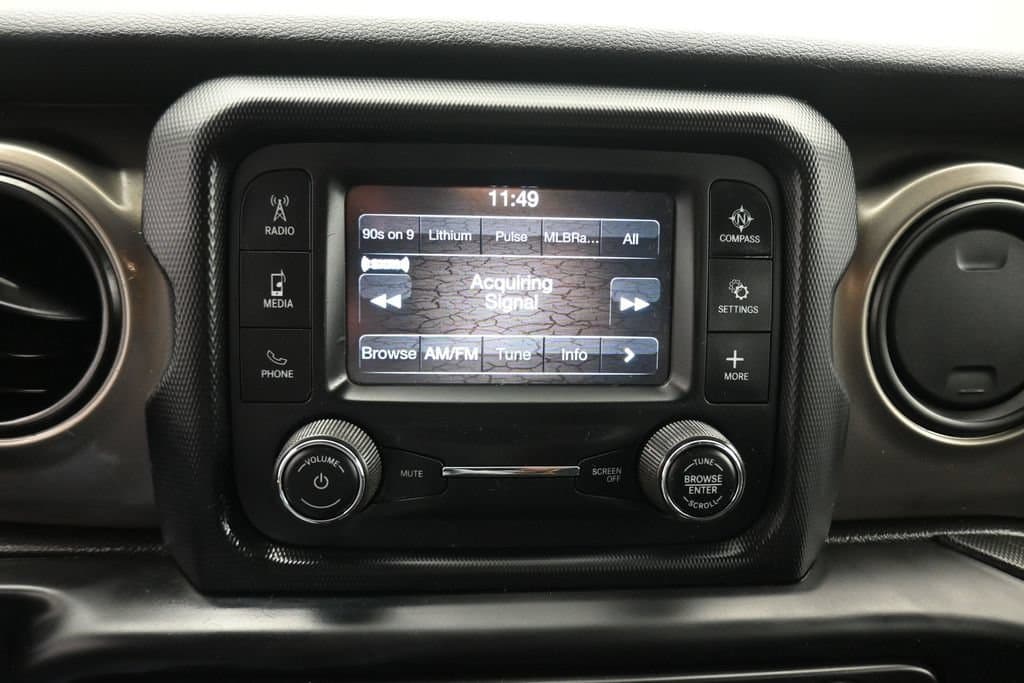 2019 Jeep Wrangler Unlimited Sport, photo 16 of 55