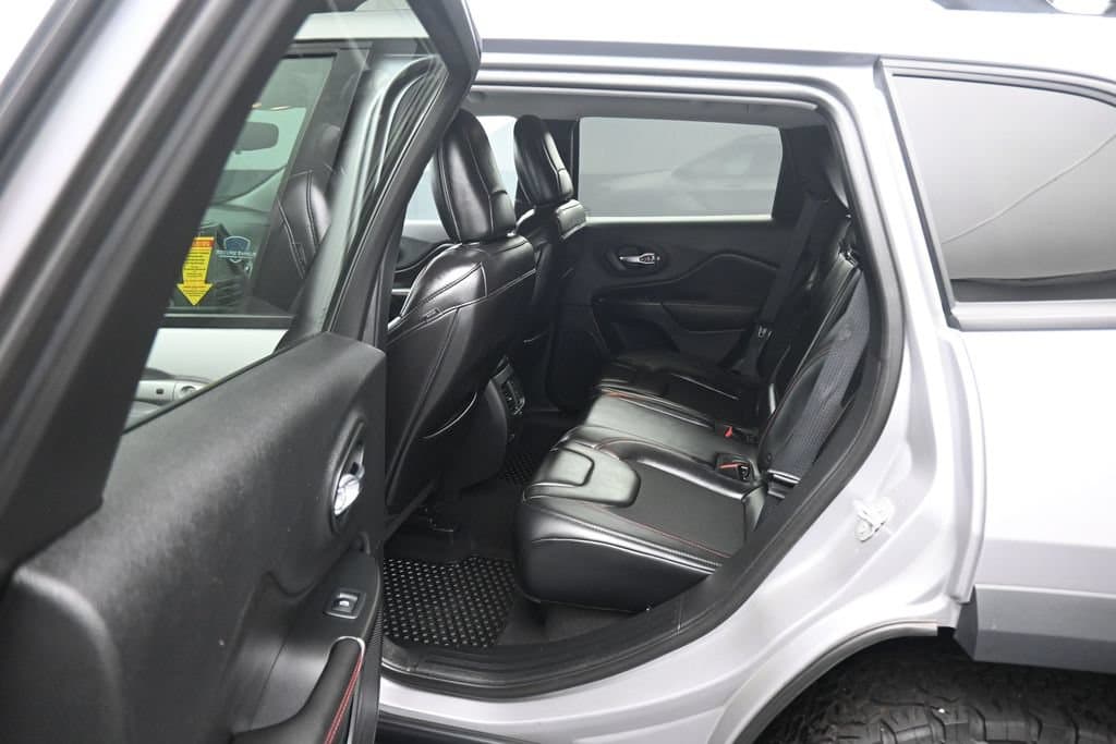 2019 Jeep Cherokee Trailhawk, photo 32 of 59