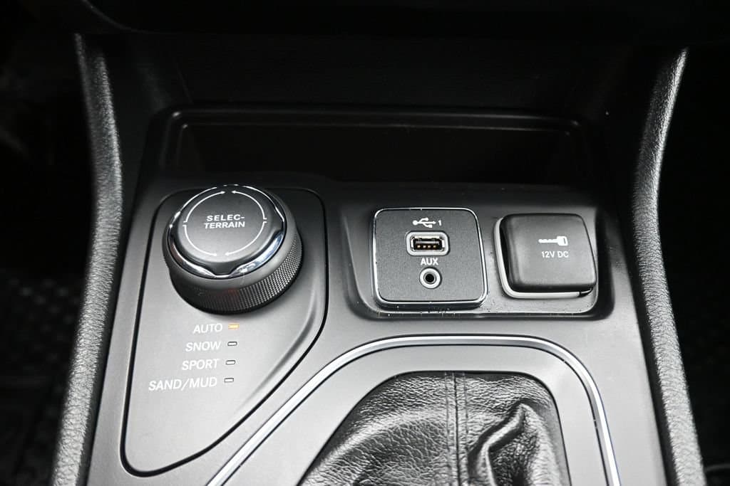 2019 Jeep Cherokee Latitude Plus, photo 22 of 60