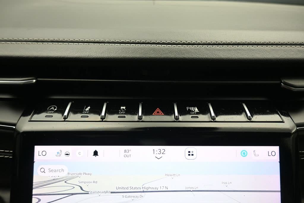 2021 Jeep Grand Cherokee L Overland, photo 25 of 79