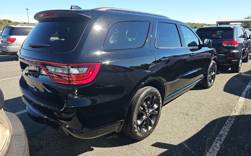 2023 Dodge Durango R/T Plus, photo 2 of 10