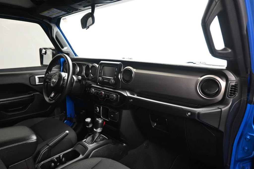 2021 Jeep Gladiator Sport, photo 37 of 61
