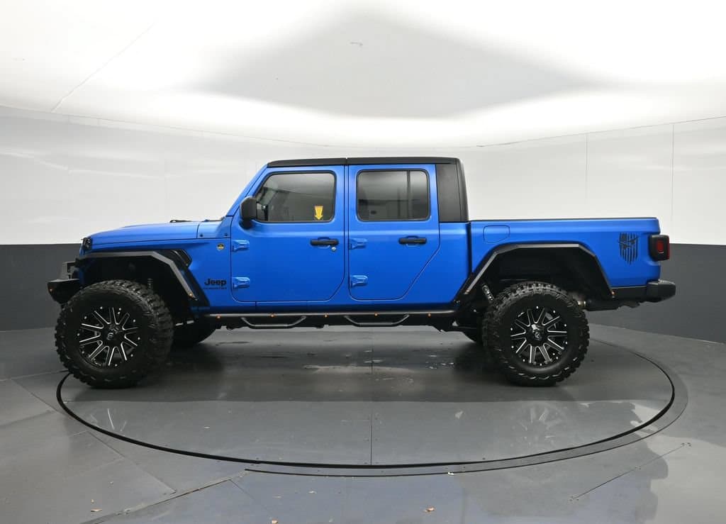 2021 Jeep Gladiator Sport, photo 4 of 61