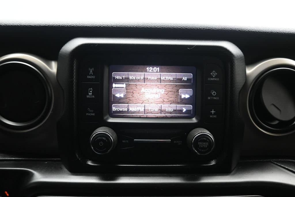 2021 Jeep Gladiator Sport, photo 16 of 61