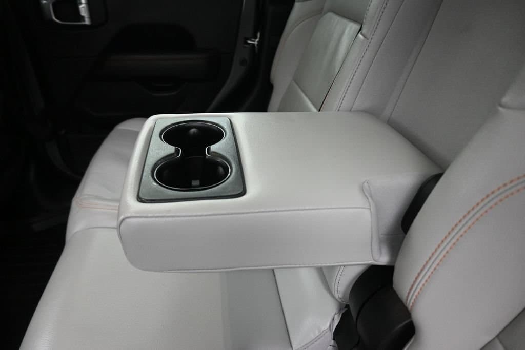 2022 Jeep Gladiator Mojave, photo 36 of 69