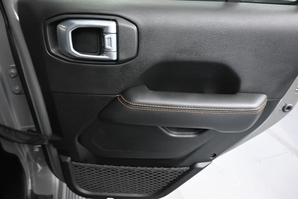 2022 Jeep Gladiator Mojave, photo 39 of 69