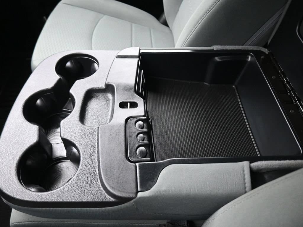 2018 RAM 1500 SLT, photo 22 of 57