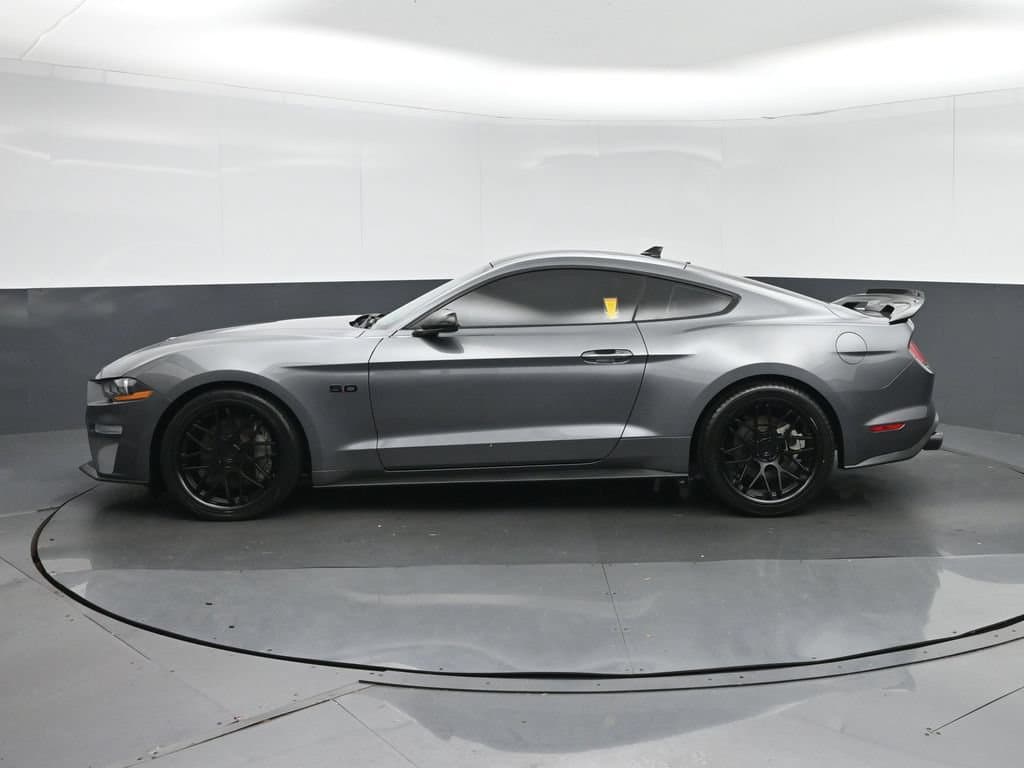 2021 Ford Mustang GT Premium, photo 4 of 55