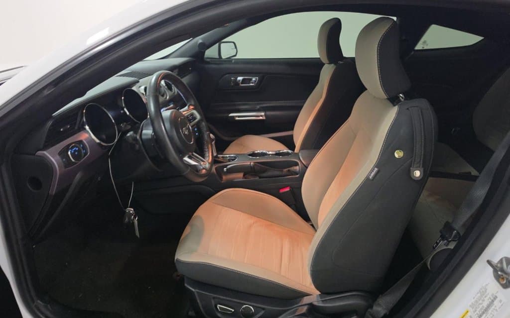 2017 Ford Mustang GT, photo 7 of 9