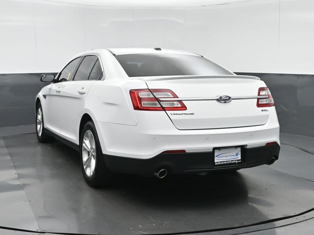 2018 Ford Taurus SEL, photo 5 of 55