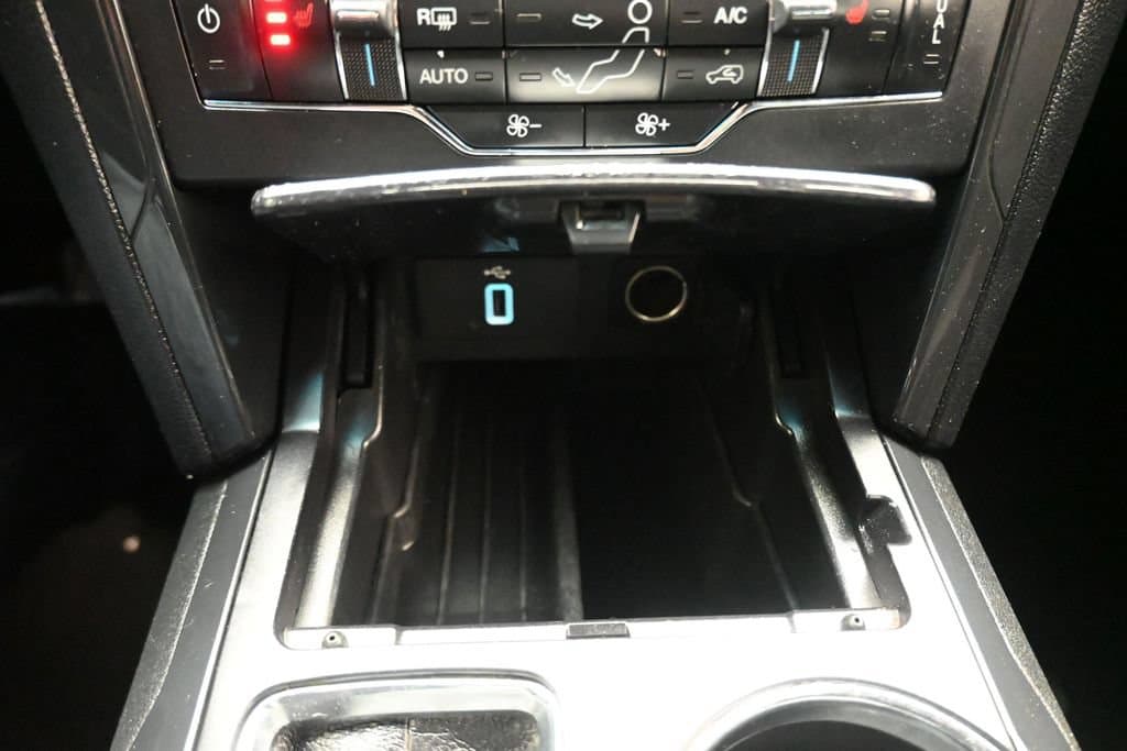 2018 Ford Explorer XLT, photo 23 of 69