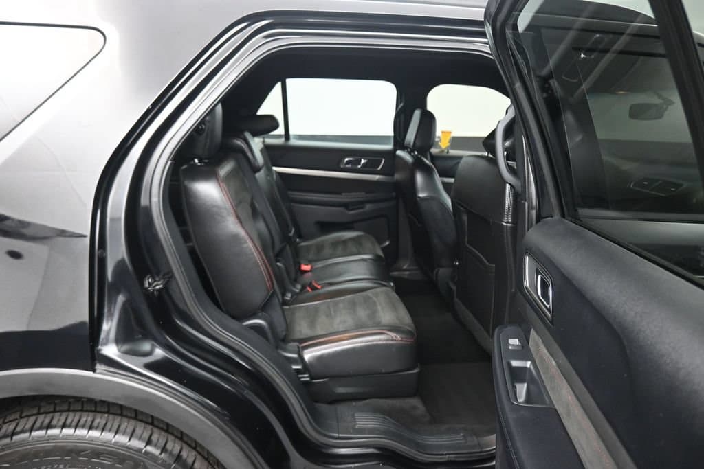2018 Ford Explorer XLT, photo 43 of 69