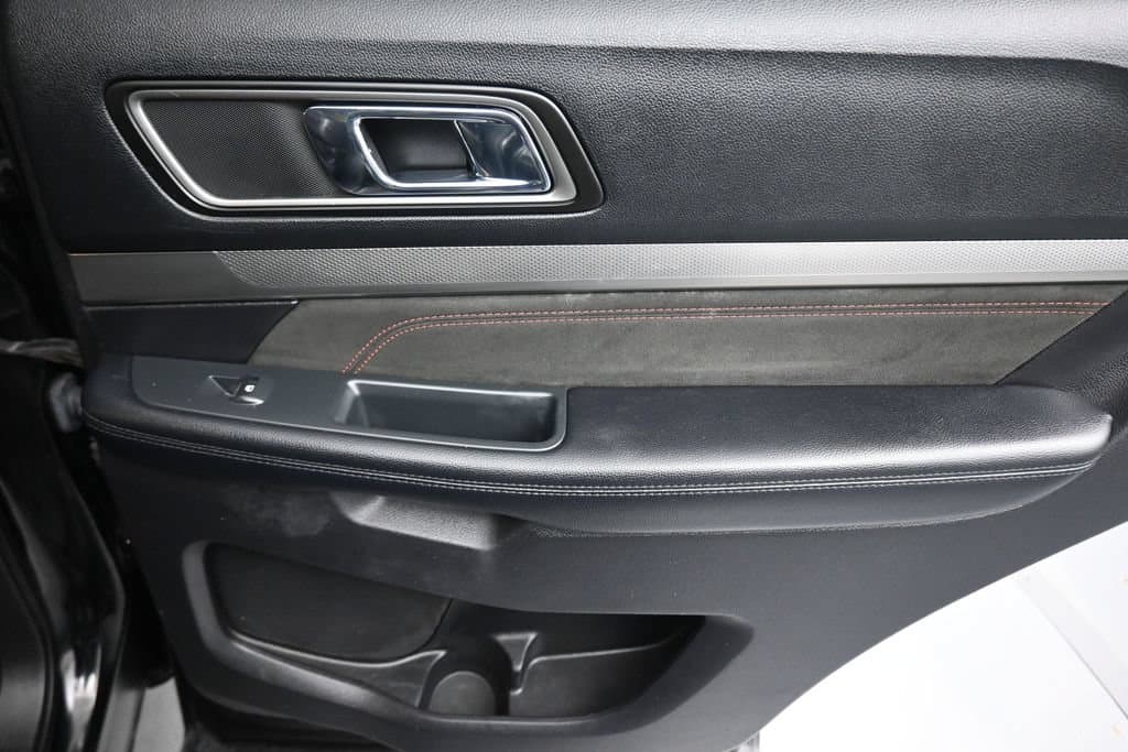 2018 Ford Explorer XLT, photo 42 of 69