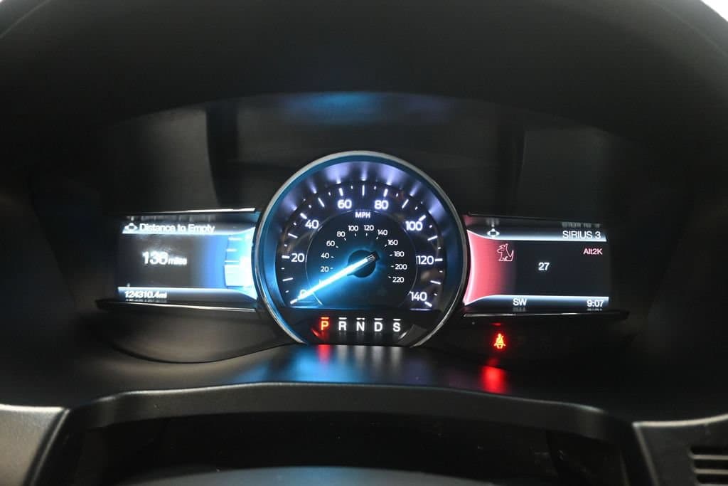 2018 Ford Explorer XLT, photo 15 of 69