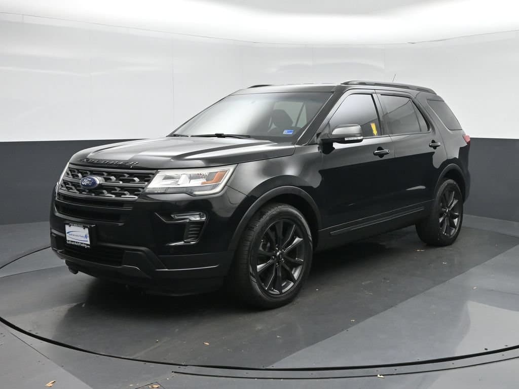 2018 Ford Explorer XLT, photo 4 of 69