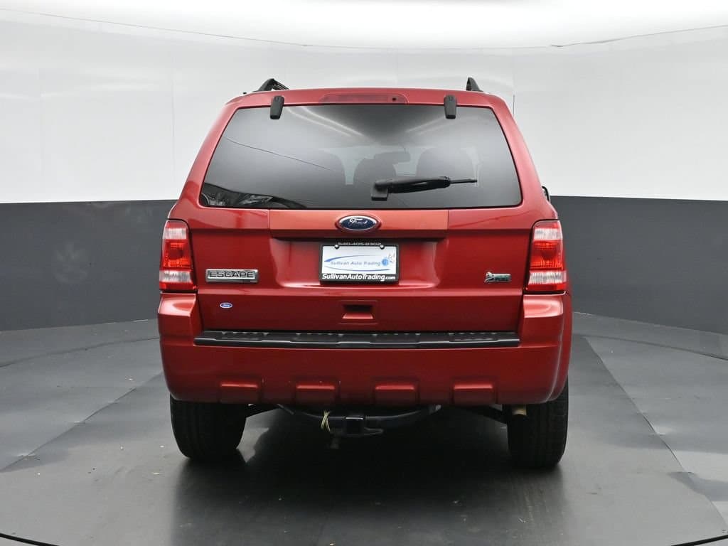 2010 Ford Escape XLT, photo 6 of 52