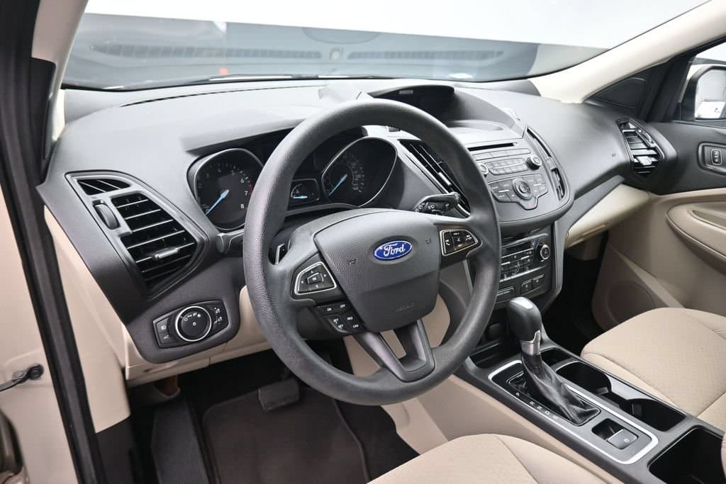 2017 Ford Escape SE, photo 13 of 59