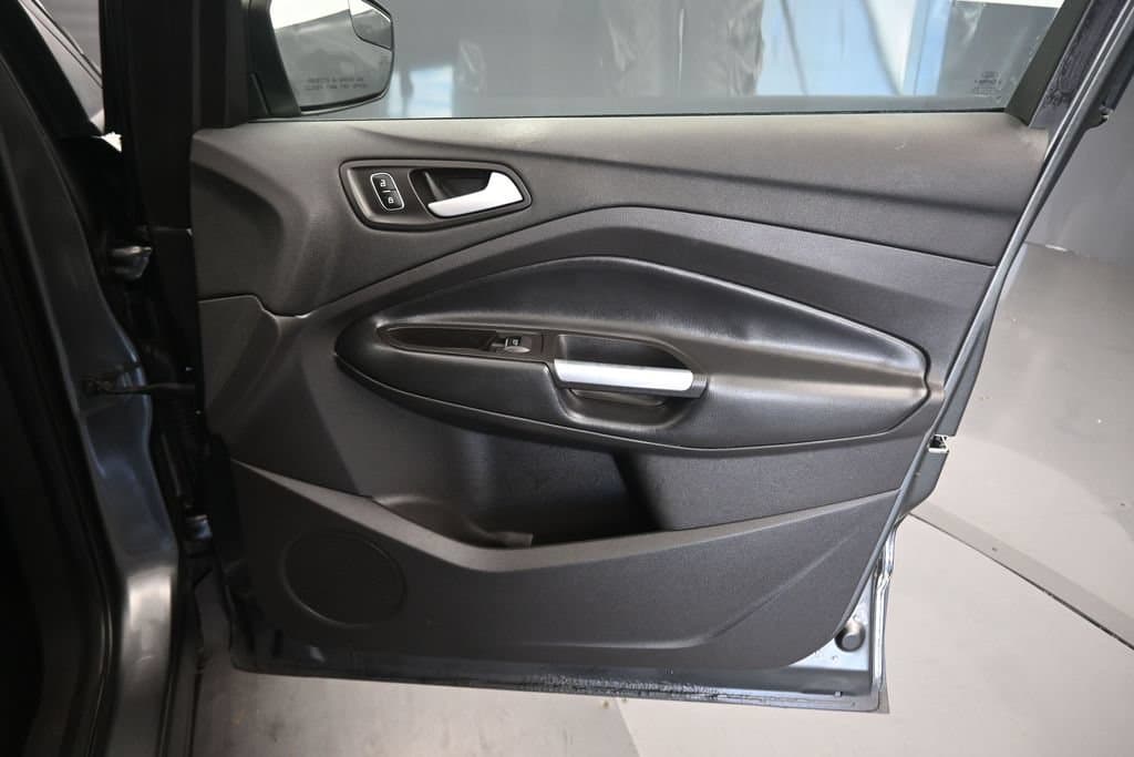 2019 Ford Escape SEL, photo 40 of 62