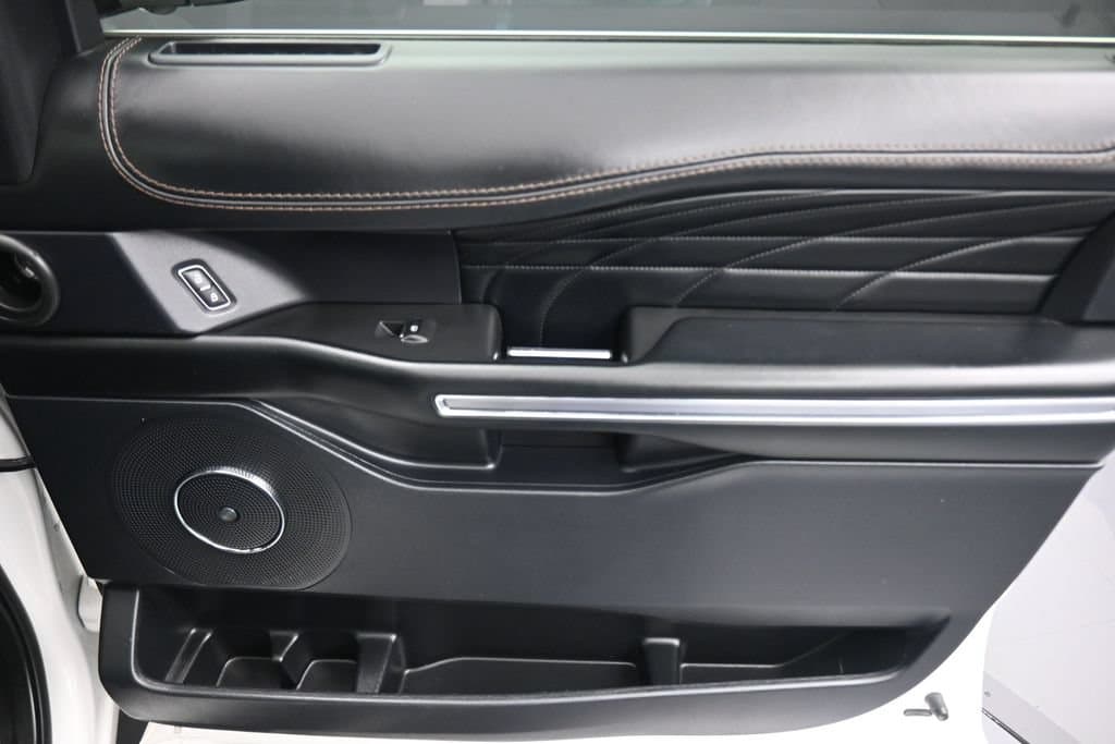 2021 Ford Expedition Max Platinum, photo 57 of 82