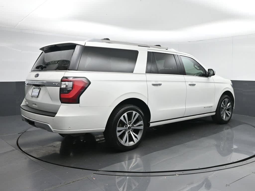 2021 Ford Expedition Max Platinum, photo 7 of 82