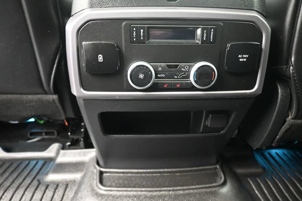 2021 Ford Expedition Max Platinum, photo 39 of 82