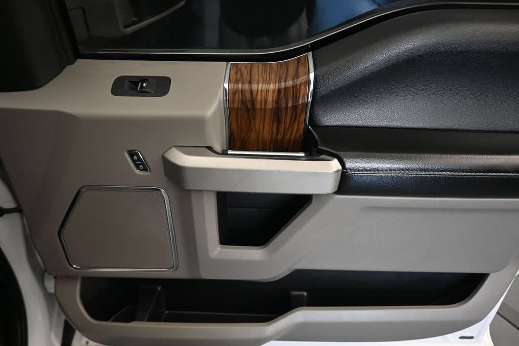 2018 Ford F-150 Lariat, photo 44 of 62