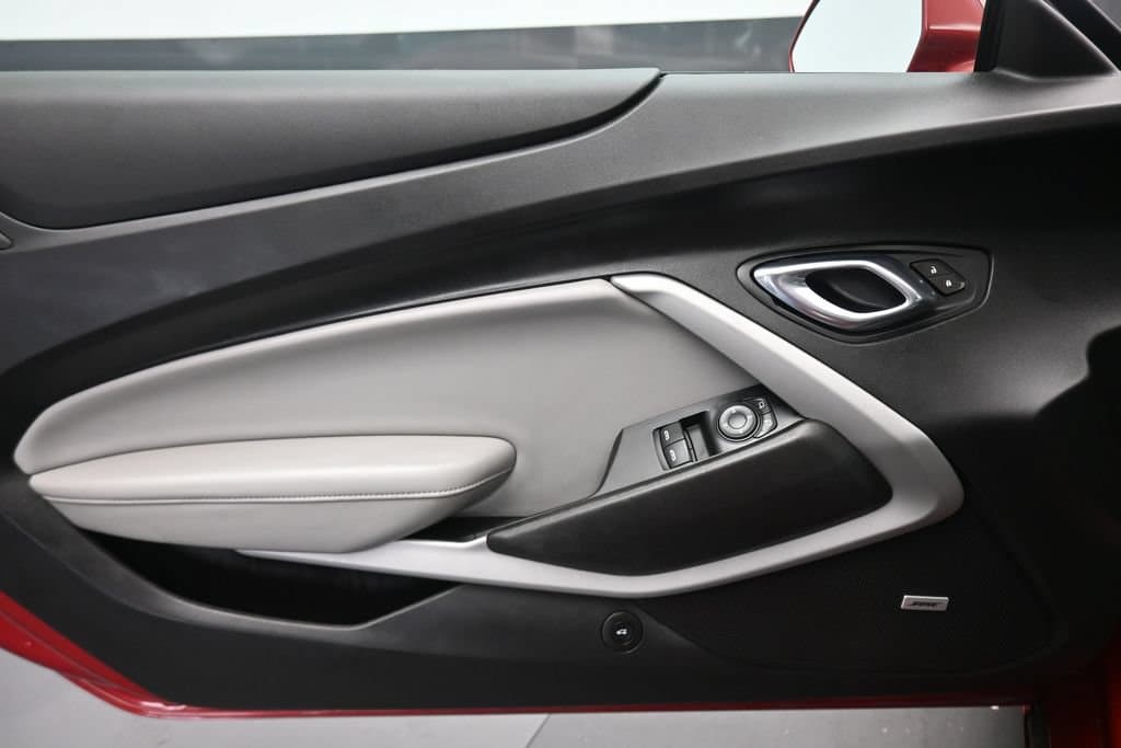 2019 Chevrolet Camaro 3LT, photo 10 of 55