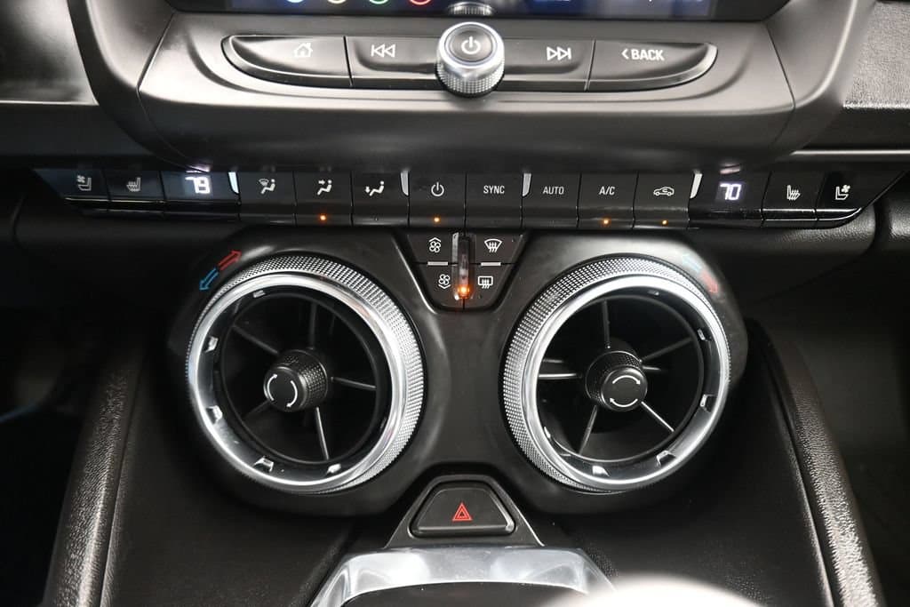 2019 Chevrolet Camaro 3LT, photo 22 of 55
