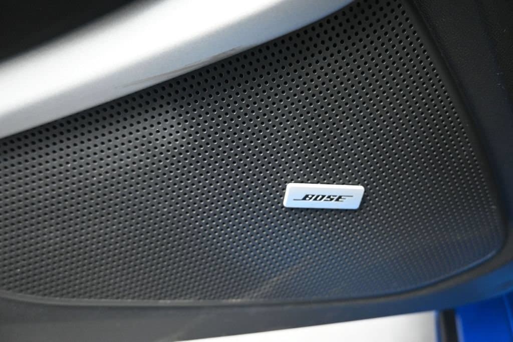 2024 Chevrolet Camaro 2LT, photo 12 of 54