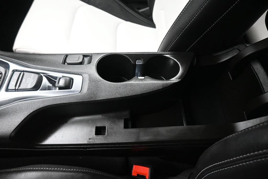 2024 Chevrolet Camaro 2LT, photo 24 of 54