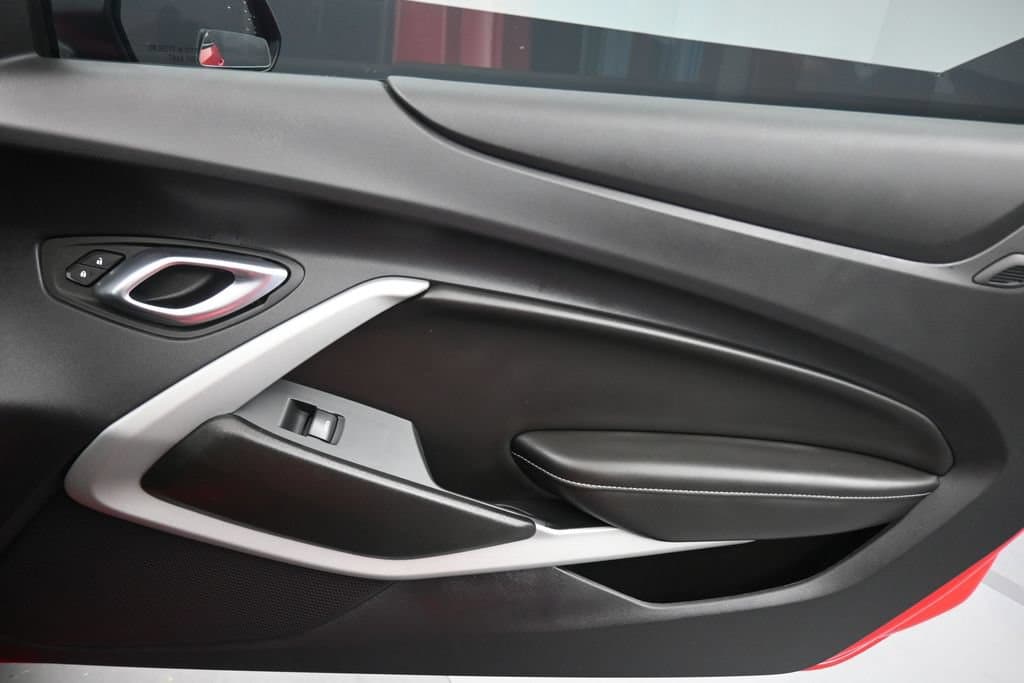 2024 Chevrolet Camaro LT1, photo 32 of 53