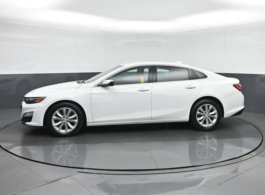 2021 Chevrolet Malibu LT, photo 4 of 54
