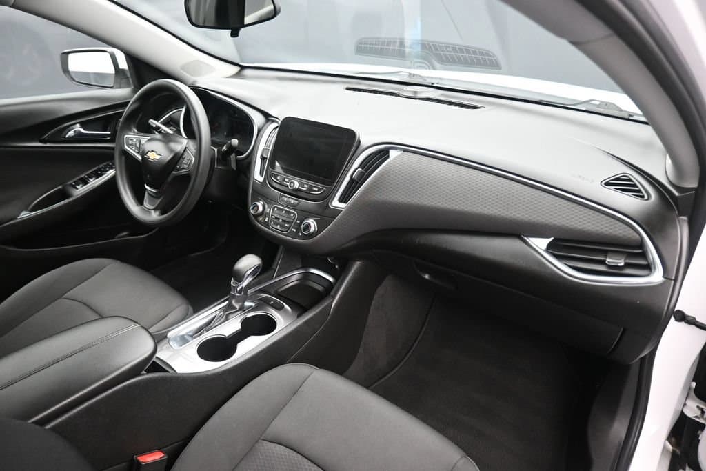 2021 Chevrolet Malibu LT, photo 39 of 54