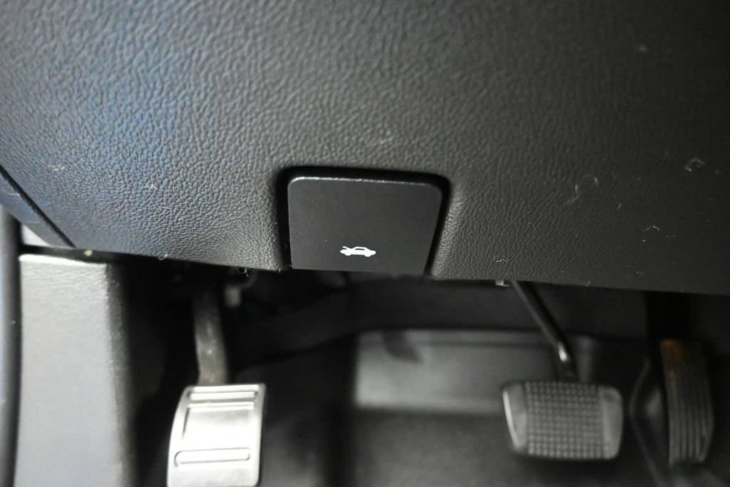 2022 Chevrolet Colorado Z71, photo 25 of 59