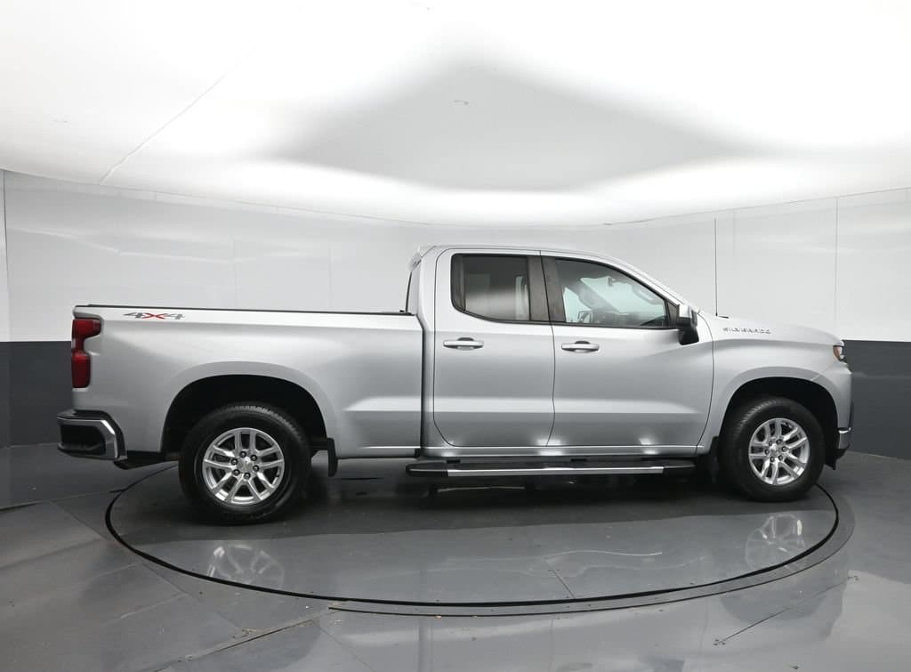 2020 Chevrolet Silverado 1500 LT, photo 8 of 57