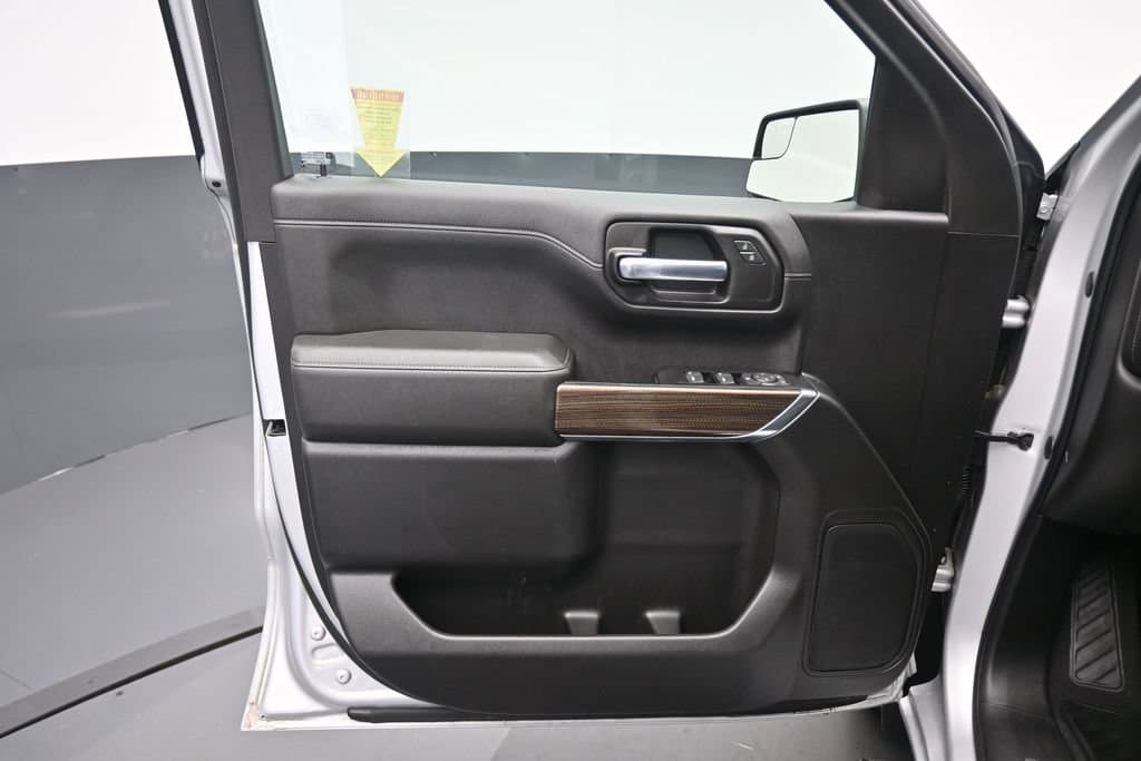 2020 Chevrolet Silverado 1500 LT, photo 9 of 57