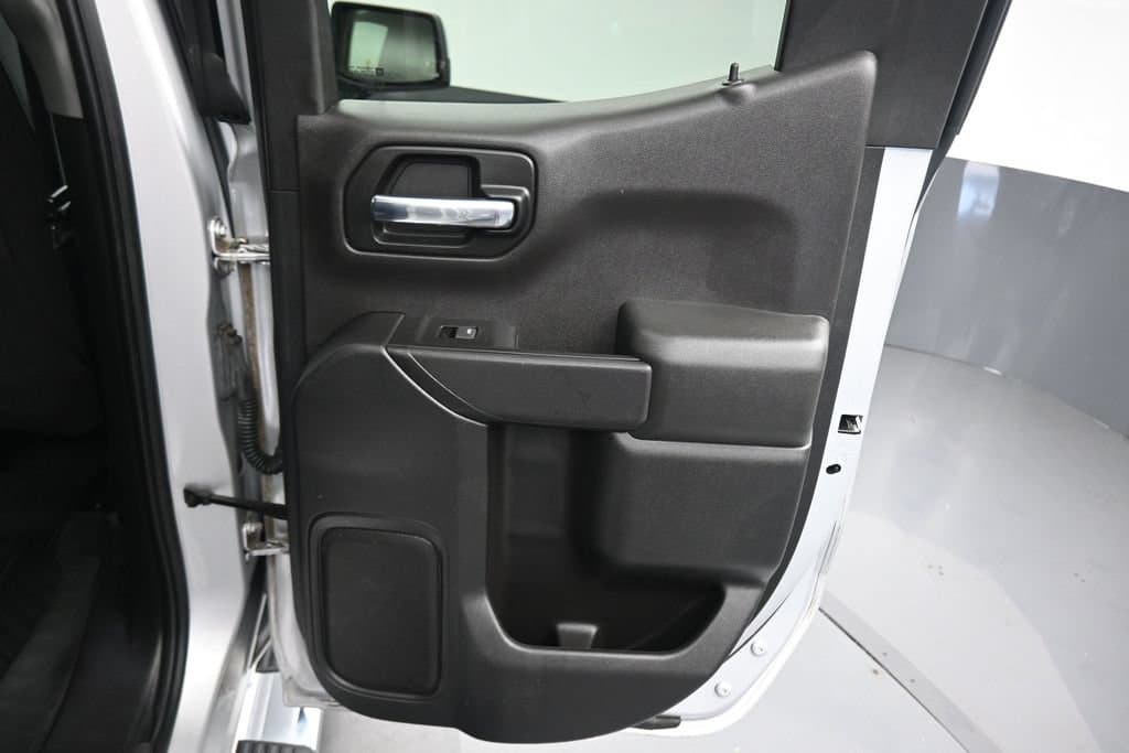 2020 Chevrolet Silverado 1500 LT, photo 32 of 57