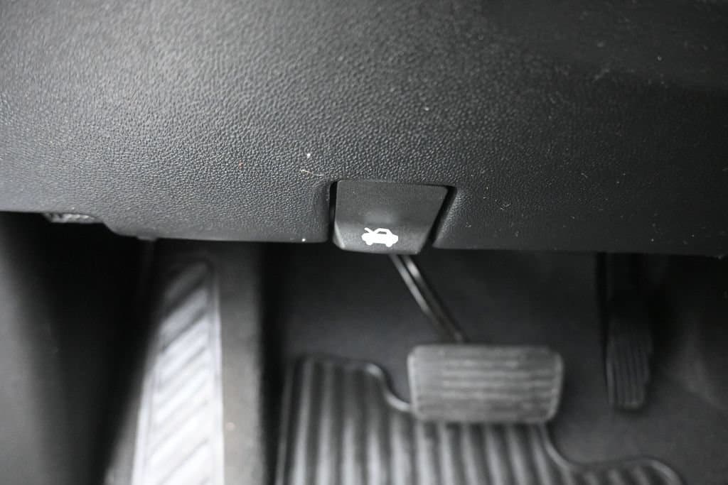 2020 Chevrolet Silverado 1500 LT, photo 25 of 57