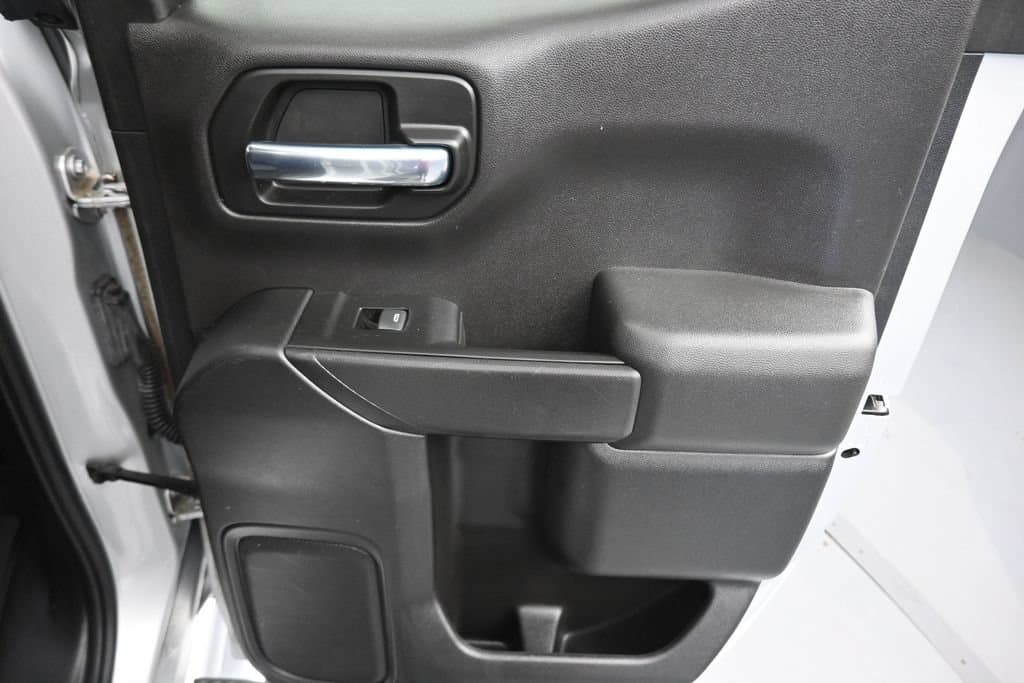 2020 Chevrolet Silverado 1500 LT, photo 33 of 57