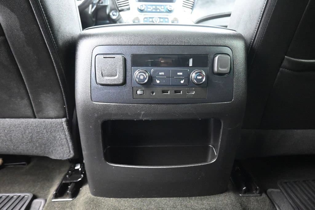 2018 GMC Yukon SLT, photo 34 of 73