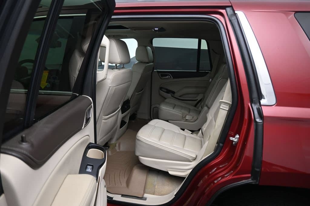 2018 GMC Yukon Denali, photo 34 of 73