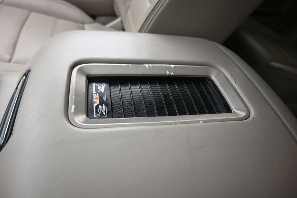 2018 GMC Yukon Denali, photo 24 of 73