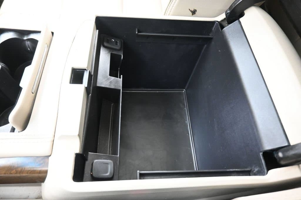 2018 GMC Yukon Denali, photo 25 of 73
